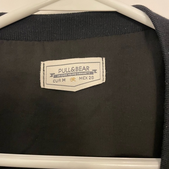 Pull and Bear floral light jacket - Picture 3 of 3